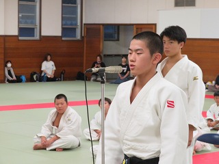 �����񍐎ʐ^